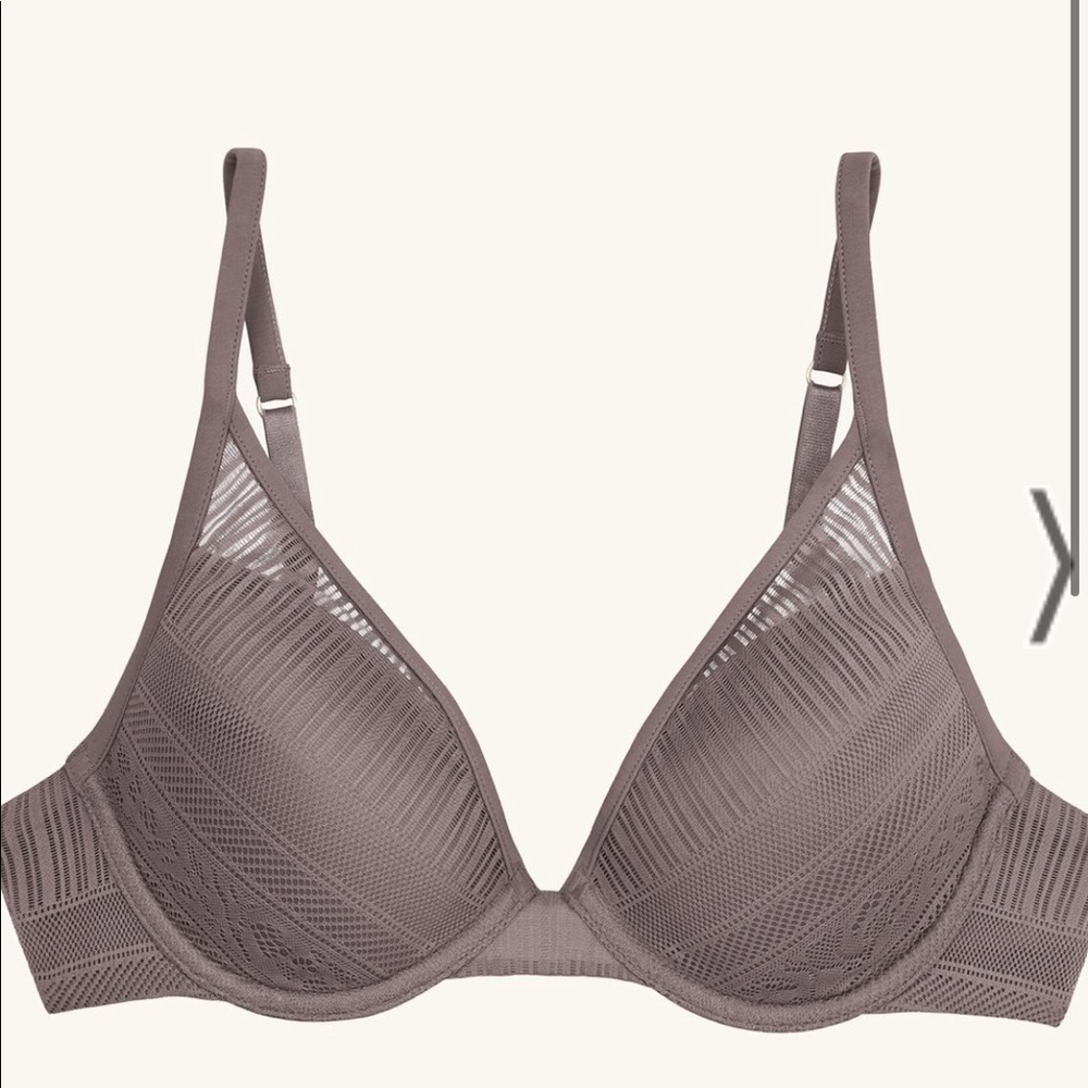 Everyday Lace Uplift plunge Bra